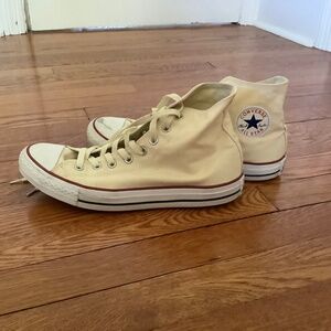 Converse Chuck Taylor All Star Hightops Men’s 9.5